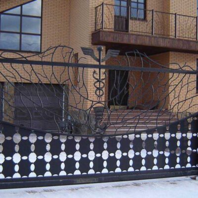 Кованые ворота ручной работы и дизайном №47 Кованые ворота ручной работы и дизайном №47